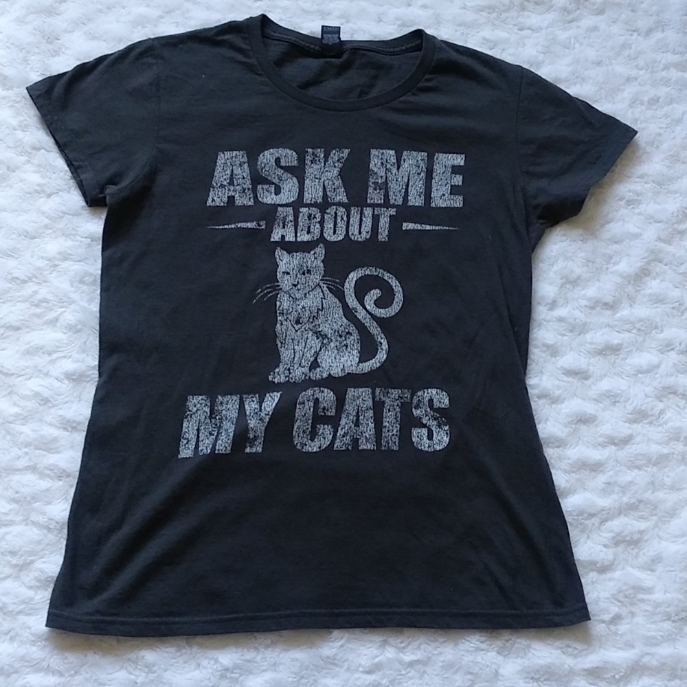 Anvil Ask me about my cat gray t-shirt graphic